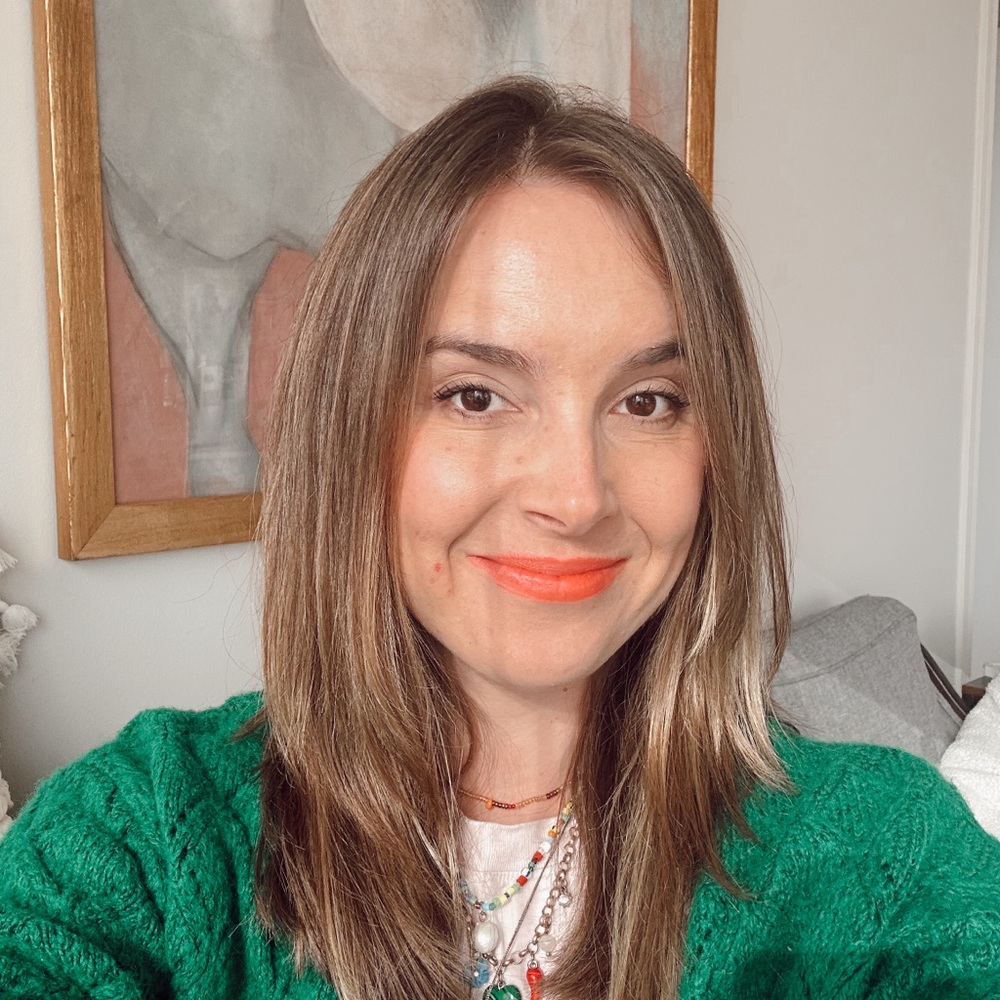 Meet your Posher, Eveline